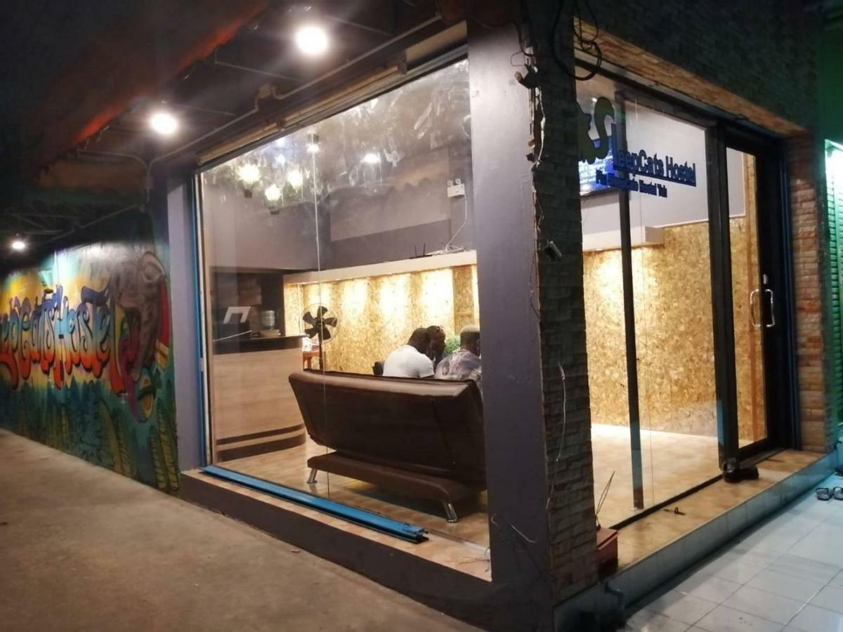 Sleepcatshostel Bangkok Bagian luar foto